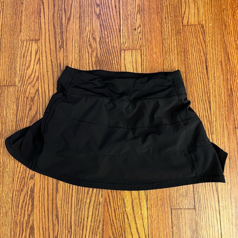 Lululemon Pace Rival Mid-Rise Skirt Size 2 (Black)